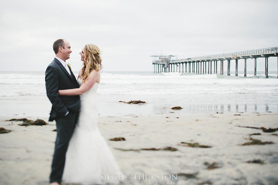 wedding photography with the scripps pier in the background