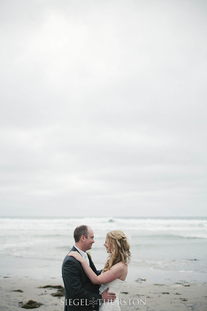 wedding photos on the beach in san diego