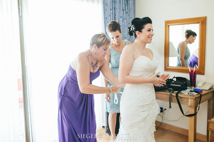 mexico destination wedding bride getting ready