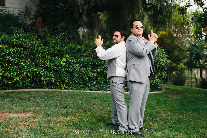 funny groomsmen portraits