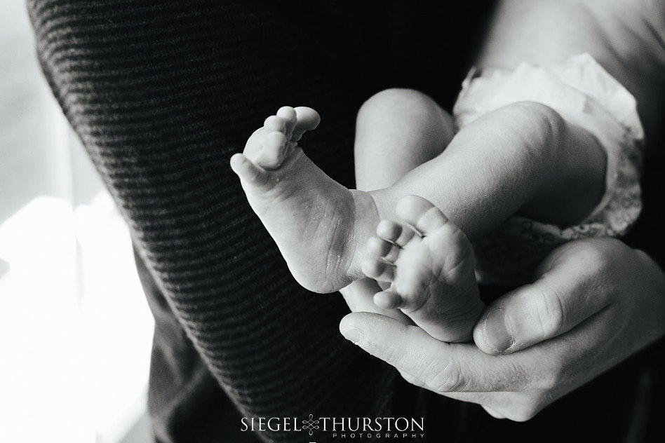 2 week old baby feet