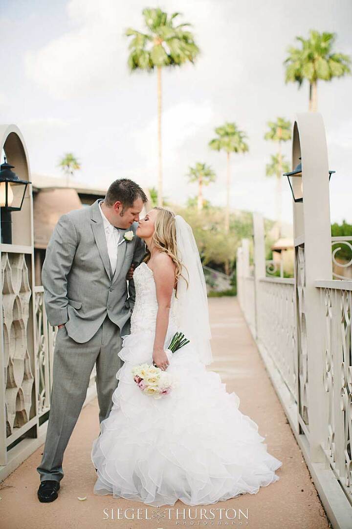 beautiful natural light wedding photographers Tucson