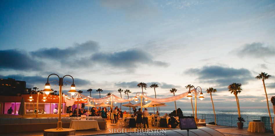 roof top wedding reception at la jolla cove suites