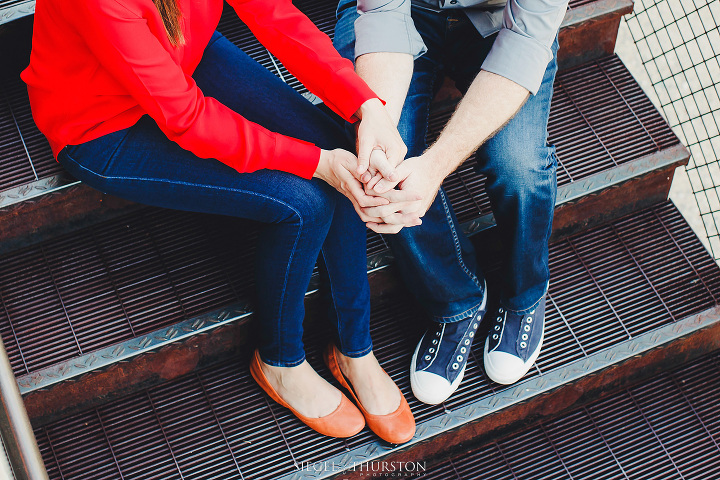 stylish cloth for your fall outdoor engagement shoot