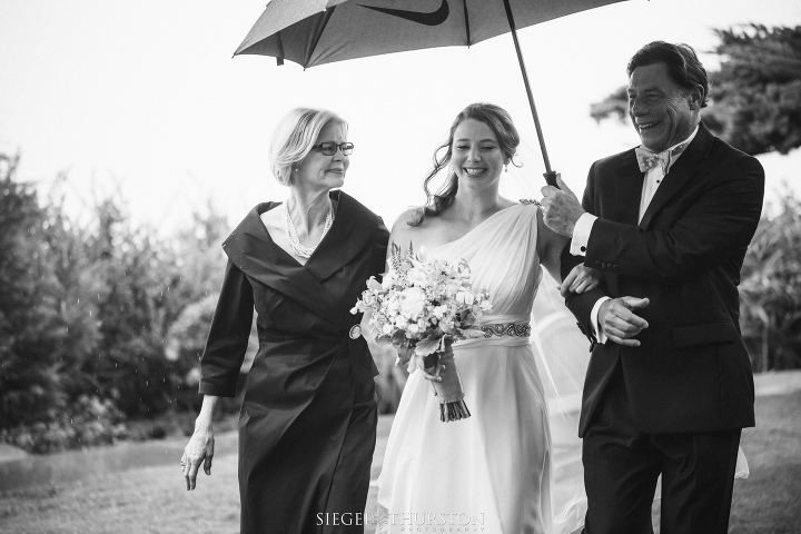 romantic rainy san diego wedding with umbrellas