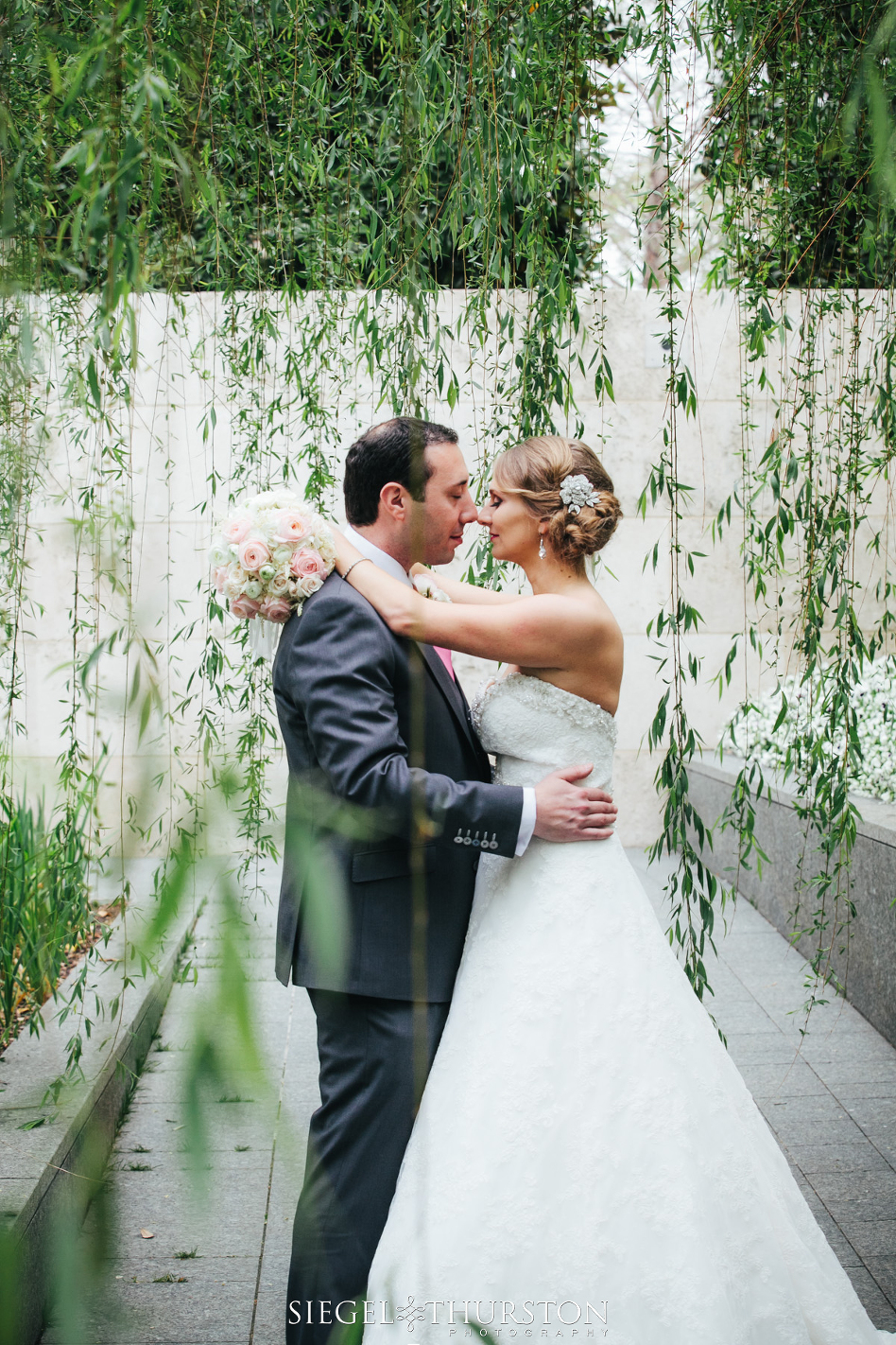 nasher sculpture center wedding portraits dallas texas